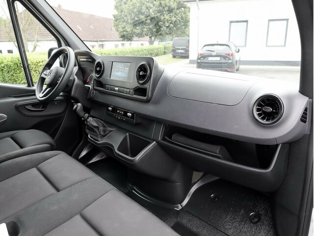 MERCEDES-BENZ Sprinter 317 CDI Kasten,L2H2,MBUX,Kamera - Gesloten bestelwagen: afbeelding 4 MERCEDES-BENZ Sprinter 317 CDI Kasten,L2H2,MBUX,Kamera - Gesloten bestelwagen: afbeelding 4