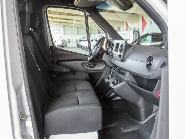 MERCEDES-BENZ Sprinter 317 Maxi,9GTronic,AHK3,5To,TCO - Gesloten bestelwagen: afbeelding 2 MERCEDES-BENZ Sprinter 317 Maxi,9GTronic,AHK3,5To,TCO - Gesloten bestelwagen: afbeelding 2