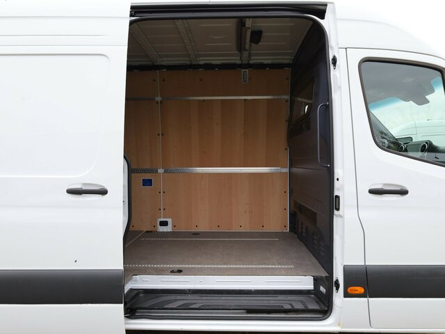 MERCEDES-BENZ Sprinter 317 Maxi,9GTronic,MBUX,Kamera... - Gesloten bestelwagen: afbeelding 2 MERCEDES-BENZ Sprinter 317 Maxi,9GTronic,MBUX,Kamera... - Gesloten bestelwagen: afbeelding 2