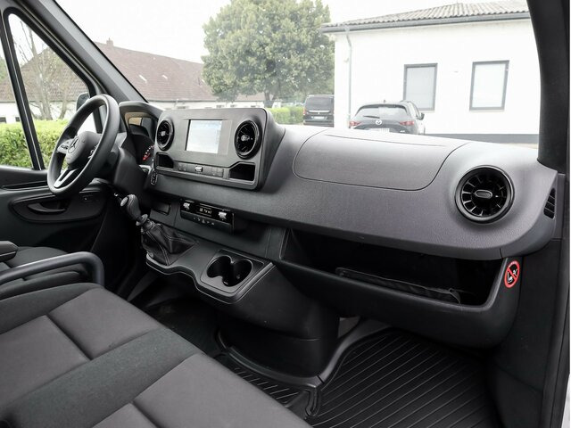 MERCEDES-BENZ Sprinter317CDI Maxi Koffer,LBW,Klima,Kamera - Bestelwagen gesloten laadbak: afbeelding 3 MERCEDES-BENZ Sprinter317CDI Maxi Koffer,LBW,Klima,Kamera - Bestelwagen gesloten laadbak: afbeelding 3