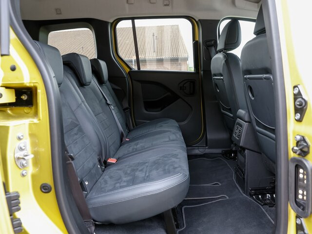 MERCEDES-BENZ T 180 Progressive,AHK,LED,Navi,Kamera,Tempomat - Personenvervoer: afbeelding 2 MERCEDES-BENZ T 180 Progressive,AHK,LED,Navi,Kamera,Tempomat - Personenvervoer: afbeelding 2