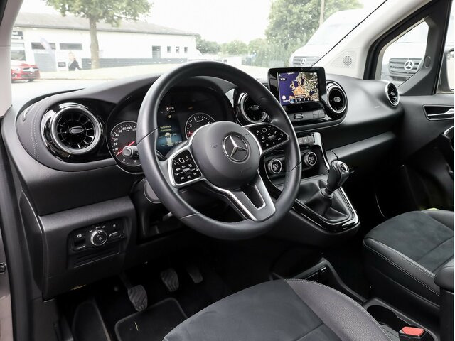 MERCEDES-BENZ T 180 Progressive,AMF Rollstuhlrampe,LED,Navi - Personenvervoer: afbeelding 5 MERCEDES-BENZ T 180 Progressive,AMF Rollstuhlrampe,LED,Navi - Personenvervoer: afbeelding 5