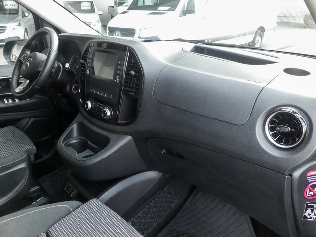 MERCEDES-BENZ V 220 Marco Polo Activity Edition,AHK,Markise - Minibus, Personenvervoer: afbeelding 4 MERCEDES-BENZ V 220 Marco Polo Activity Edition,AHK,Markise - Minibus, Personenvervoer: afbeelding 4