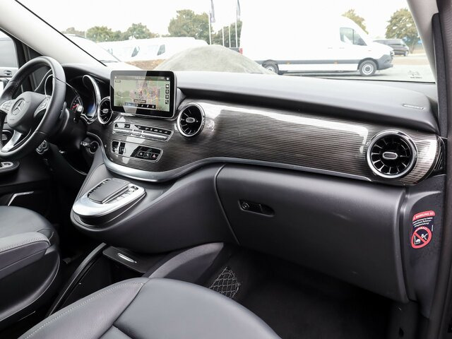 Personenvervoer MERCEDES-BENZ V 300 Avantgarde Extralang,2xSchiebetür el.,AHK...: afbeelding 7 Personenvervoer MERCEDES-BENZ V 300 Avantgarde Extralang,2xSchiebetür el.,AHK...: afbeelding 7