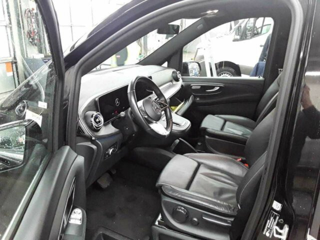 MERCEDES-BENZ V 300 Avantgarde Extralang,2xSchiebetür elektr.... - Personenvervoer: afbeelding 2 MERCEDES-BENZ V 300 Avantgarde Extralang,2xSchiebetür elektr.... - Personenvervoer: afbeelding 2