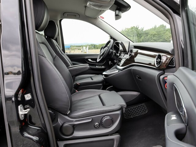 MERCEDES-BENZ V 300 Avantgarde Extralang,2xSchiebetür elektr. - Minibus, Personenvervoer: afbeelding 5 MERCEDES-BENZ V 300 Avantgarde Extralang,2xSchiebetür elektr. - Minibus, Personenvervoer: afbeelding 5