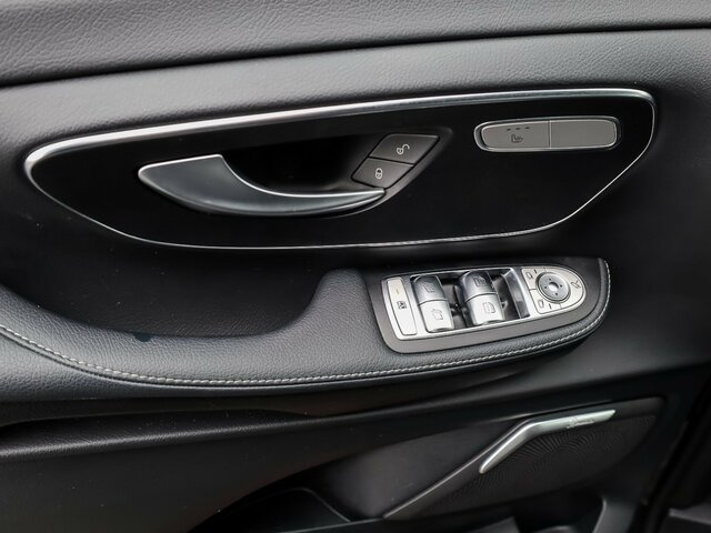 Personenvervoer MERCEDES-BENZ V 300 Avantgarde Extralang,Allrad,2Schiebetüren...: afbeelding 10 Personenvervoer MERCEDES-BENZ V 300 Avantgarde Extralang,Allrad,2Schiebetüren...: afbeelding 10