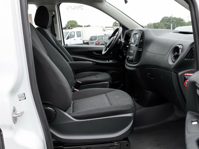 MERCEDES-BENZ Vito 114 TourerPro,Extralang,8Sitzer,Automatik - Minibus, Personenvervoer: afbeelding 3 MERCEDES-BENZ Vito 114 TourerPro,Extralang,8Sitzer,Automatik - Minibus, Personenvervoer: afbeelding 3