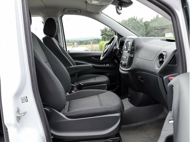 MERCEDES-BENZ Vito 114 TourerPro,Extralang,AMF Rollstuhlrampe - Personenvervoer: afbeelding 3 MERCEDES-BENZ Vito 114 TourerPro,Extralang,AMF Rollstuhlrampe - Personenvervoer: afbeelding 3