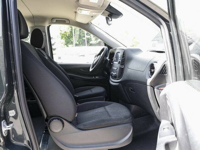 MERCEDES-BENZ Vito 114 TourerPro,lang,Automatik,8Sitze,Kamera - Personenvervoer: afbeelding 2 MERCEDES-BENZ Vito 114 TourerPro,lang,Automatik,8Sitze,Kamera - Personenvervoer: afbeelding 2