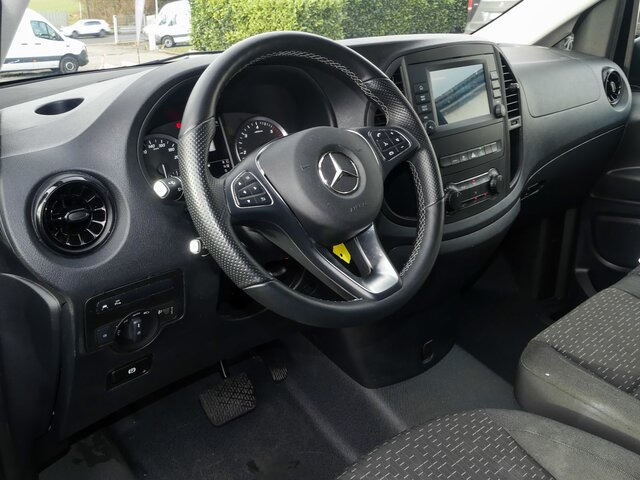 MERCEDES-BENZ Vito 116CDI lang,TourerPro,2Klima,9Sitze,Kamera - Minibus, Personenvervoer: afbeelding 4 MERCEDES-BENZ Vito 116CDI lang,TourerPro,2Klima,9Sitze,Kamera - Minibus, Personenvervoer: afbeelding 4