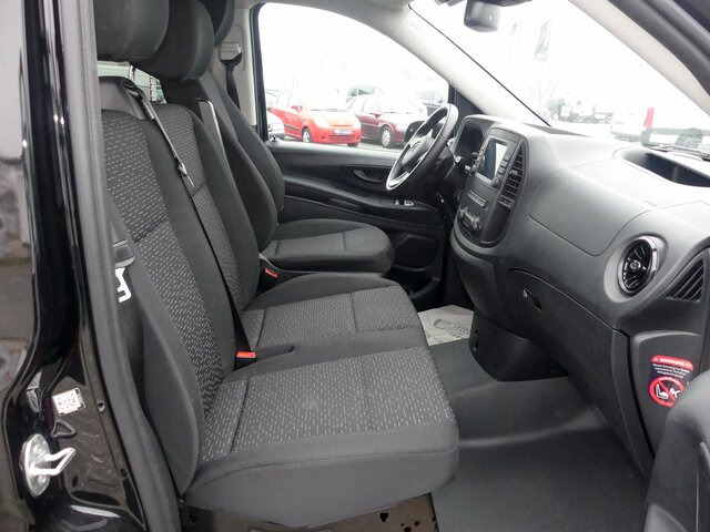 MERCEDES-BENZ Vito 116CDI lang,TourerPro,2xKlima,9Sitze,Kamera - Personenvervoer: afbeelding 3 MERCEDES-BENZ Vito 116CDI lang,TourerPro,2xKlima,9Sitze,Kamera - Personenvervoer: afbeelding 3