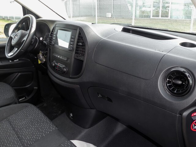 MERCEDES-BENZ Vito 116TourerPro ,Extralang,2xKlima,Kamera,AHK - Personenvervoer: afbeelding 3 MERCEDES-BENZ Vito 116TourerPro ,Extralang,2xKlima,Kamera,AHK - Personenvervoer: afbeelding 3