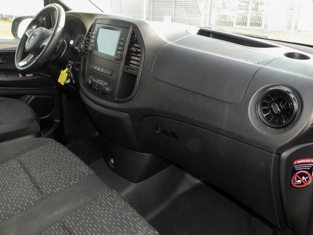 MERCEDES-BENZ Vito 116TourerPro ,Extralang,2xKlima,Kamera,AHK - Minibus, Personenvervoer: afbeelding 4 MERCEDES-BENZ Vito 116TourerPro ,Extralang,2xKlima,Kamera,AHK - Minibus, Personenvervoer: afbeelding 4