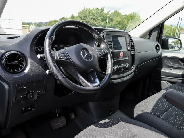 MERCEDES-BENZ Vito 116TourerPro ,Extralang,2xKlima,Kamera,AHK... - Minibus, Personenvervoer: afbeelding 5 MERCEDES-BENZ Vito 116TourerPro ,Extralang,2xKlima,Kamera,AHK... - Minibus, Personenvervoer: afbeelding 5