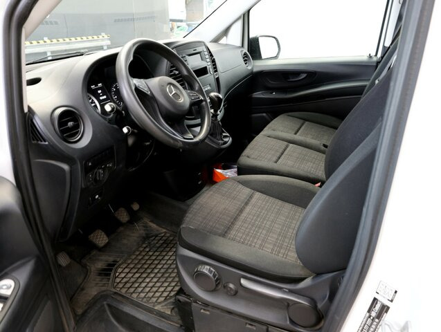 MERCEDES-BENZ Vito114CDI KA lang ,Klima,Sortimo Regalsystem... - Kleine bestelwagen: afbeelding 2 MERCEDES-BENZ Vito114CDI KA lang ,Klima,Sortimo Regalsystem... - Kleine bestelwagen: afbeelding 2