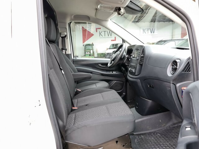 MERCEDES-BENZ eVito 111 KA,lang,Klima,Navi,Kamera,Sitzheizung... - Kleine bestelwagen, Elektrische bedrijfswagen: afbeelding 3 MERCEDES-BENZ eVito 111 KA,lang,Klima,Navi,Kamera,Sitzheizung... - Kleine bestelwagen, Elektrische bedrijfswagen: afbeelding 3