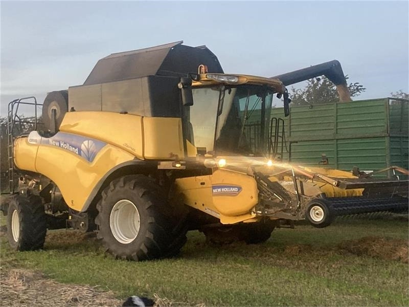 New Holland CR 980 1050er hjul og 30Fod 4 hjulstræk - Maaidorser: afbeelding 2 New Holland CR 980 1050er hjul og 30Fod 4 hjulstræk - Maaidorser: afbeelding 2