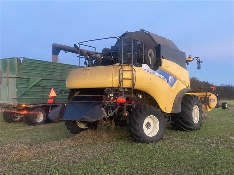 New Holland CR 980 1050er hjul og 30Fod 4 hjulstræk - Maaidorser: afbeelding 5 New Holland CR 980 1050er hjul og 30Fod 4 hjulstræk - Maaidorser: afbeelding 5