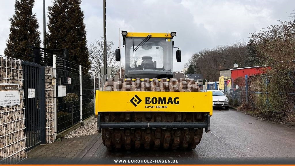 Bomag Stachelwalze BW 213 PDH-5, Schnellgang, Walzenzug - Schapenpootwals/ Grondverdichter: afbeelding 4 Bomag Stachelwalze BW 213 PDH-5, Schnellgang, Walzenzug - Schapenpootwals/ Grondverdichter: afbeelding 4