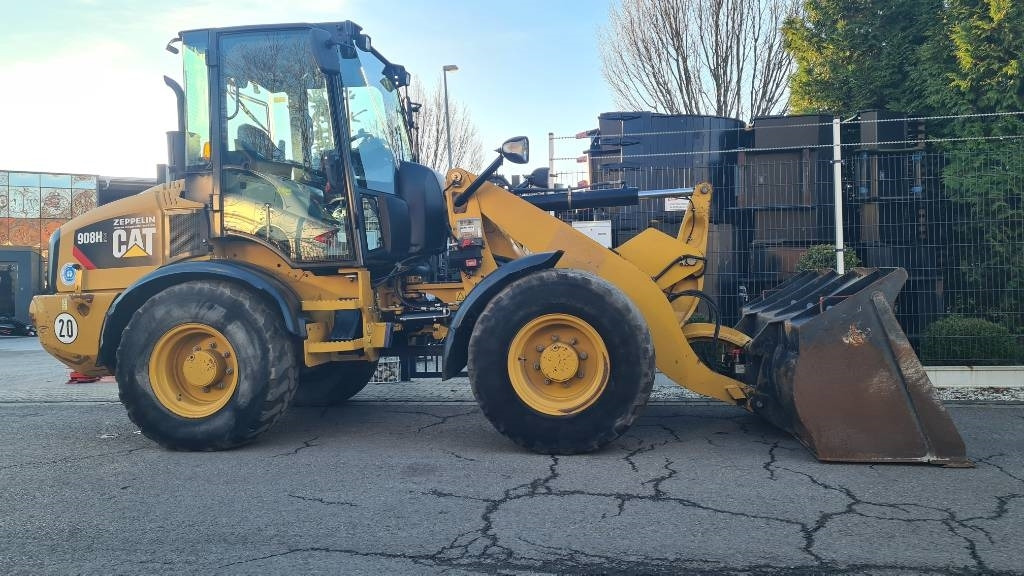 CAT 908 H2 hydr. Schnellwechsler 3. Steuerkreis Allrad - Wiellader: afbeelding 1 CAT 908 H2 hydr. Schnellwechsler 3. Steuerkreis Allrad - Wiellader: afbeelding 1