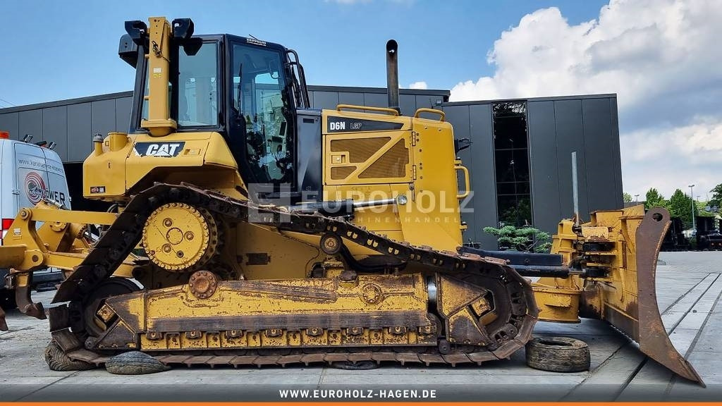 CAT D6N T4 LGP Ripper hydraulische 6-Wege-Verstellung - Bulldozer: afbeelding 3 CAT D6N T4 LGP Ripper hydraulische 6-Wege-Verstellung - Bulldozer: afbeelding 3