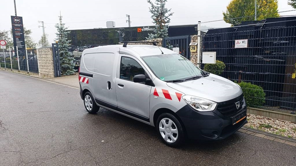 Dacia Dokker Transporter, Kastenwagen, Werkstattschränke - Kleine bestelwagen: afbeelding 1 Dacia Dokker Transporter, Kastenwagen, Werkstattschränke - Kleine bestelwagen: afbeelding 1