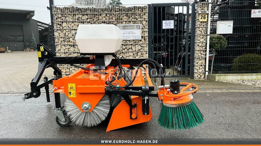 Kehrmaschine ZM2000 mit Seitenbesen - Veeg voor Gemeentelijke machine/ Speciaal: afbeelding 3 Kehrmaschine ZM2000 mit Seitenbesen - Veeg voor Gemeentelijke machine/ Speciaal: afbeelding 3
