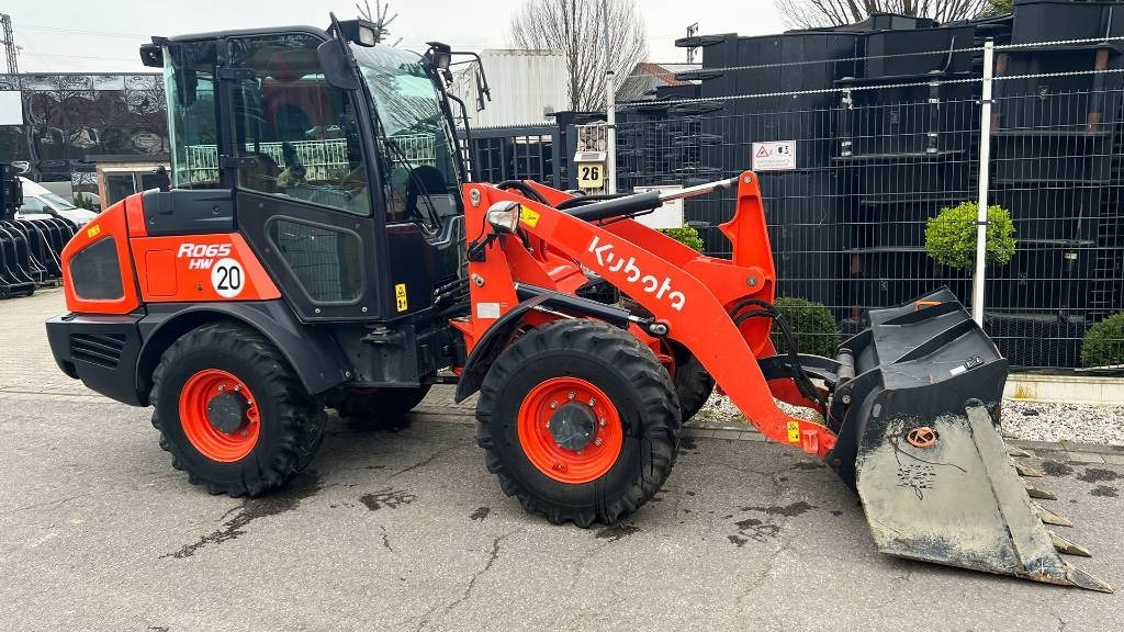 Kubota R 065, Radlader, hydr. Schnellwechsler, Schaufel - Wiellader: afbeelding 1 Kubota R 065, Radlader, hydr. Schnellwechsler, Schaufel - Wiellader: afbeelding 1