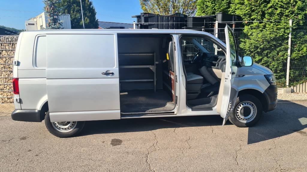 Volkswagen T5 2.0 TDI, Kasten, Werkstattschränke, Klima, AHK - Bestelwagen gesloten laadbak: afbeelding 5 Volkswagen T5 2.0 TDI, Kasten, Werkstattschränke, Klima, AHK - Bestelwagen gesloten laadbak: afbeelding 5