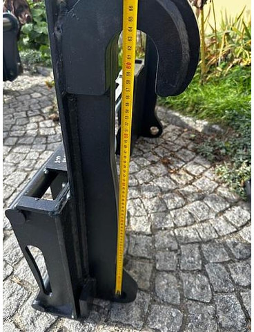 Big Volvo BM Adapter mit Euro Aufnahme - Aanbouwdeel: afbeelding 5 Big Volvo BM Adapter mit Euro Aufnahme - Aanbouwdeel: afbeelding 5