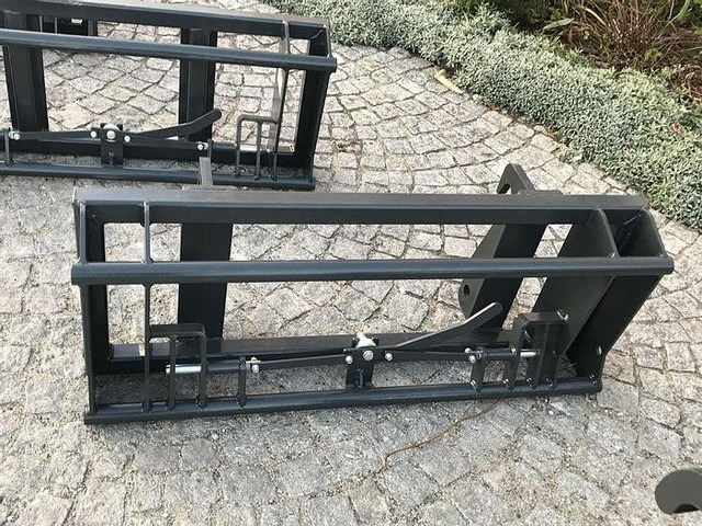Weidemann Adapter pass. zu Euro Aufnahme - Aanbouwdeel: afbeelding 2 Weidemann Adapter pass. zu Euro Aufnahme - Aanbouwdeel: afbeelding 2