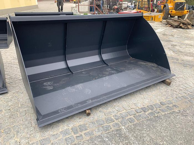 Big Volumenschaufel 250 cm mit Euro Aufnahme - Minibus, Personenvervoer: afbeelding 1 Big Volumenschaufel 250 cm mit Euro Aufnahme - Minibus, Personenvervoer: afbeelding 1