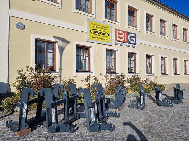 Sonarol JCB, Merlo, Euro Adapter auf Dreipunkt Aufnahme KATII HERBST AKTION!! - Bouwmachine: afbeelding 2 Sonarol JCB, Merlo, Euro Adapter auf Dreipunkt Aufnahme KATII HERBST AKTION!! - Bouwmachine: afbeelding 2