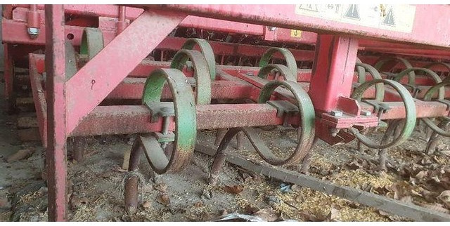 Gaspardo MC400 Säkombination - Zaai-/ Plantmachine: afbeelding 4 Gaspardo MC400 Säkombination - Zaai-/ Plantmachine: afbeelding 4