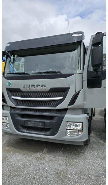 Iveco Stralis 6x2 Baustoffpritsche mit Hiab 228-E5 Kran - Vrachtwagen met open laadbak: afbeelding 1 Iveco Stralis 6x2 Baustoffpritsche mit Hiab 228-E5 Kran - Vrachtwagen met open laadbak: afbeelding 1