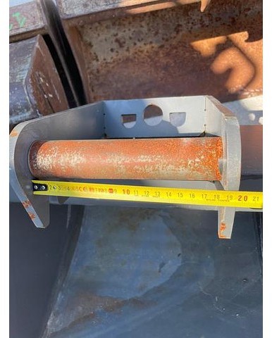 Kinshofer 50 cm Tieflöffel mit Lehnhoff MS01 Aufnahme - Graafbak: afbeelding 3 Kinshofer 50 cm Tieflöffel mit Lehnhoff MS01 Aufnahme - Graafbak: afbeelding 3