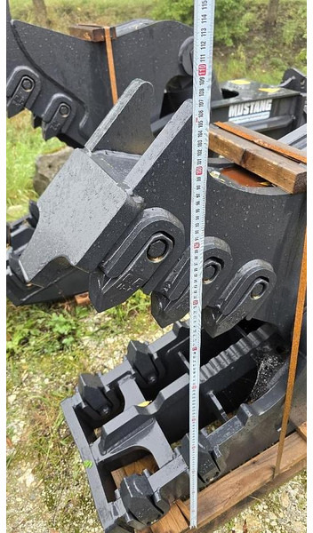 Mustang RH12 Abbruchpulverisierer - Sloopschaar: afbeelding 5 Mustang RH12 Abbruchpulverisierer - Sloopschaar: afbeelding 5