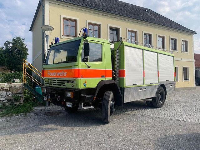 Steyr 15S31 4x4 Feuerwehrfahrzeug - Brandweerwagen: afbeelding 1 Steyr 15S31 4x4 Feuerwehrfahrzeug - Brandweerwagen: afbeelding 1
