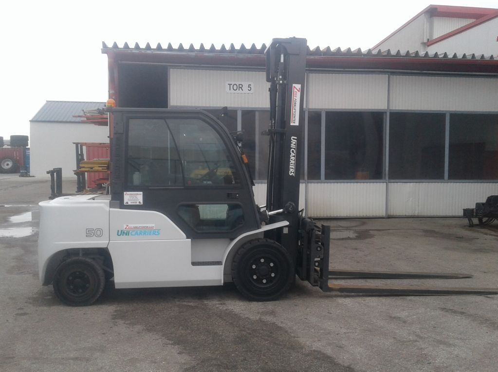 UniCarriers DG1F4A50Q - Diesel heftruck: afbeelding 4 UniCarriers DG1F4A50Q - Diesel heftruck: afbeelding 4