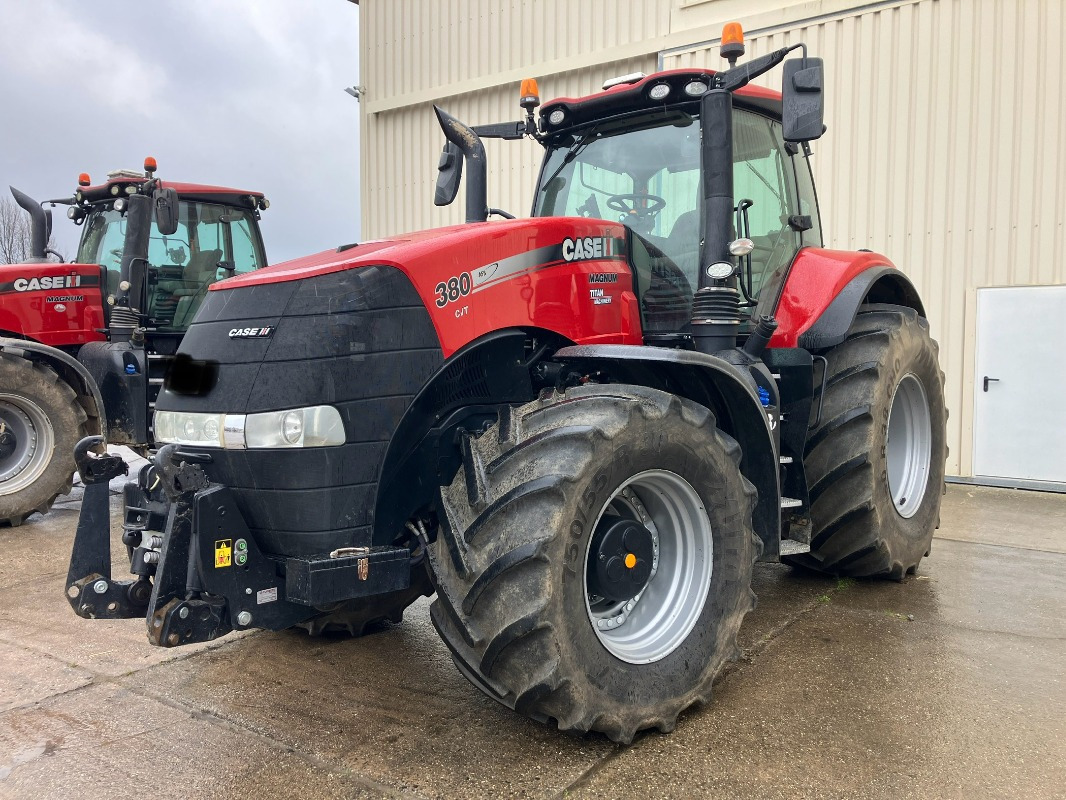 Case Magnum 380 CVX/ RTK/ Motor neu - Tractor: afbeelding 1 Case Magnum 380 CVX/ RTK/ Motor neu - Tractor: afbeelding 1