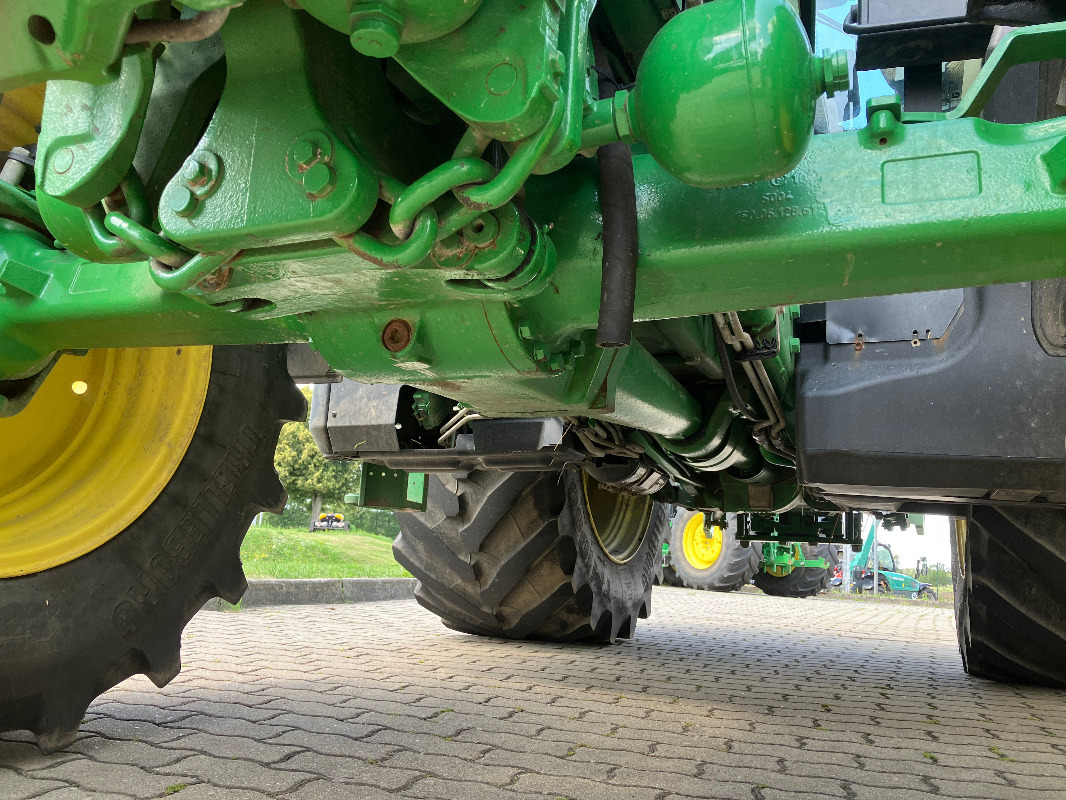 John Deere 6R185 - Tractor: afbeelding 2 John Deere 6R185 - Tractor: afbeelding 2