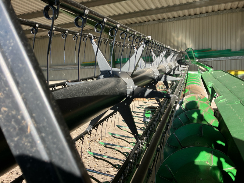 John Deere T670i mit 630X Schneidwerk - Maaidorser: afbeelding 2 John Deere T670i mit 630X Schneidwerk - Maaidorser: afbeelding 2