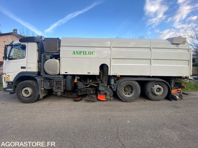 3 BALAYEUSES 6 ROUES - VOLVO - FMFH - 2011 A 2013 - Veegwagen: afbeelding 4 3 BALAYEUSES 6 ROUES - VOLVO - FMFH - 2011 A 2013 - Veegwagen: afbeelding 4