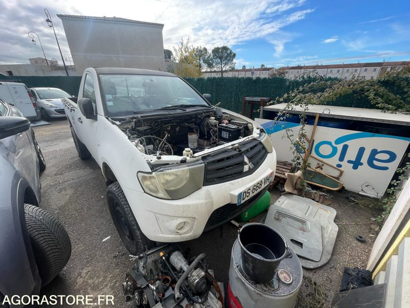 4x4 Mitsubishi - Kleine bestelwagen: afbeelding 4 4x4 Mitsubishi - Kleine bestelwagen: afbeelding 4