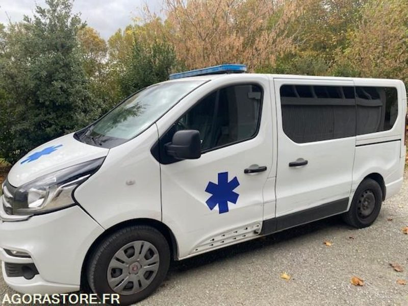 AMBULANCE FIAT TALENTO L1H1 120 CV - 2019 - 121 000km - Ambulance: afbeelding 4 AMBULANCE FIAT TALENTO L1H1 120 CV - 2019 - 121 000km - Ambulance: afbeelding 4