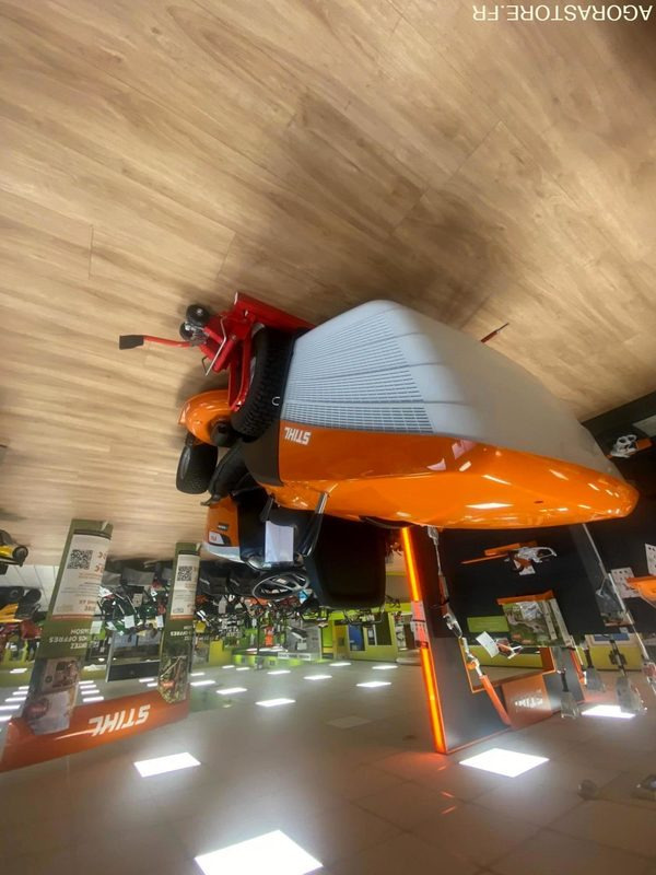 AUTOPORTE STIHL RT6127.1 ZL - NEUVE - D'EXPOSITION - Gazonmaaier: afbeelding 5 AUTOPORTE STIHL RT6127.1 ZL - NEUVE - D'EXPOSITION - Gazonmaaier: afbeelding 5