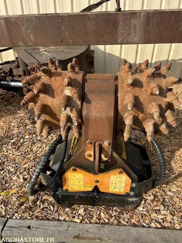 FRAISE HYDRAULIQUE DE DEMONSTRATION MB CRUSHER POUR PELLE 18-25 TONNES 2019 - Aanbouwdeel voor Bouwmachine: afbeelding 1 FRAISE HYDRAULIQUE DE DEMONSTRATION MB CRUSHER POUR PELLE 18-25 TONNES 2019 - Aanbouwdeel voor Bouwmachine: afbeelding 1