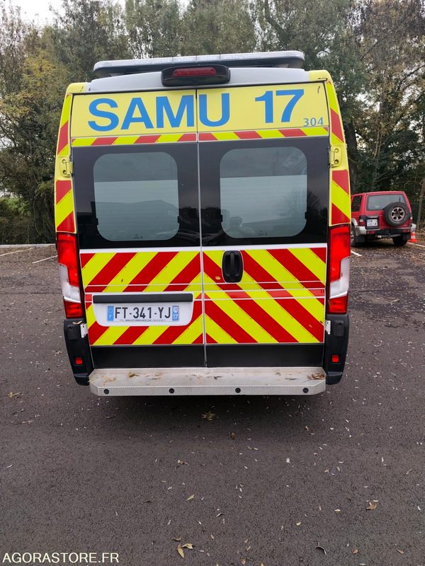 Ambulance réformée - Ambulance: afbeelding 5 Ambulance réformée - Ambulance: afbeelding 5