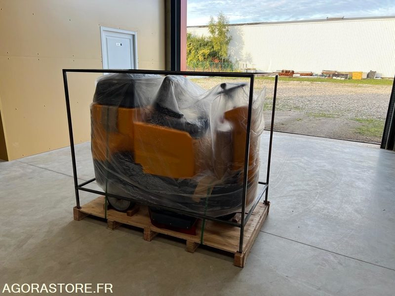 Autolaveuse Hippo AR-X9 NEUVE - Schrobmachine: afbeelding 3 Autolaveuse Hippo AR-X9 NEUVE - Schrobmachine: afbeelding 3